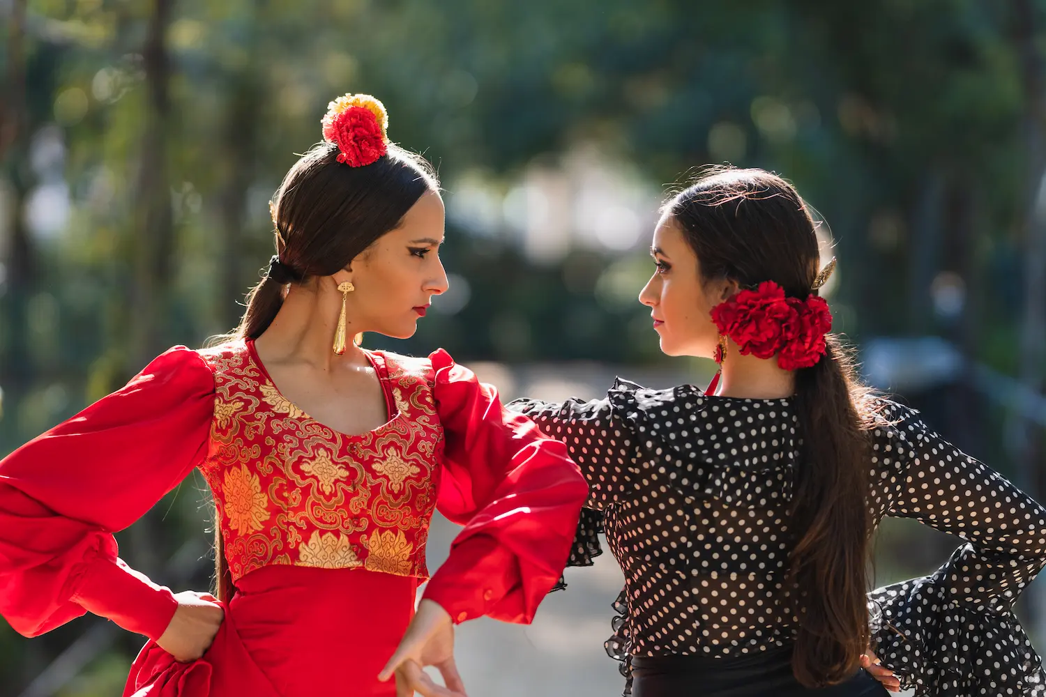 Bailarines de ballet flamenco en producción artística